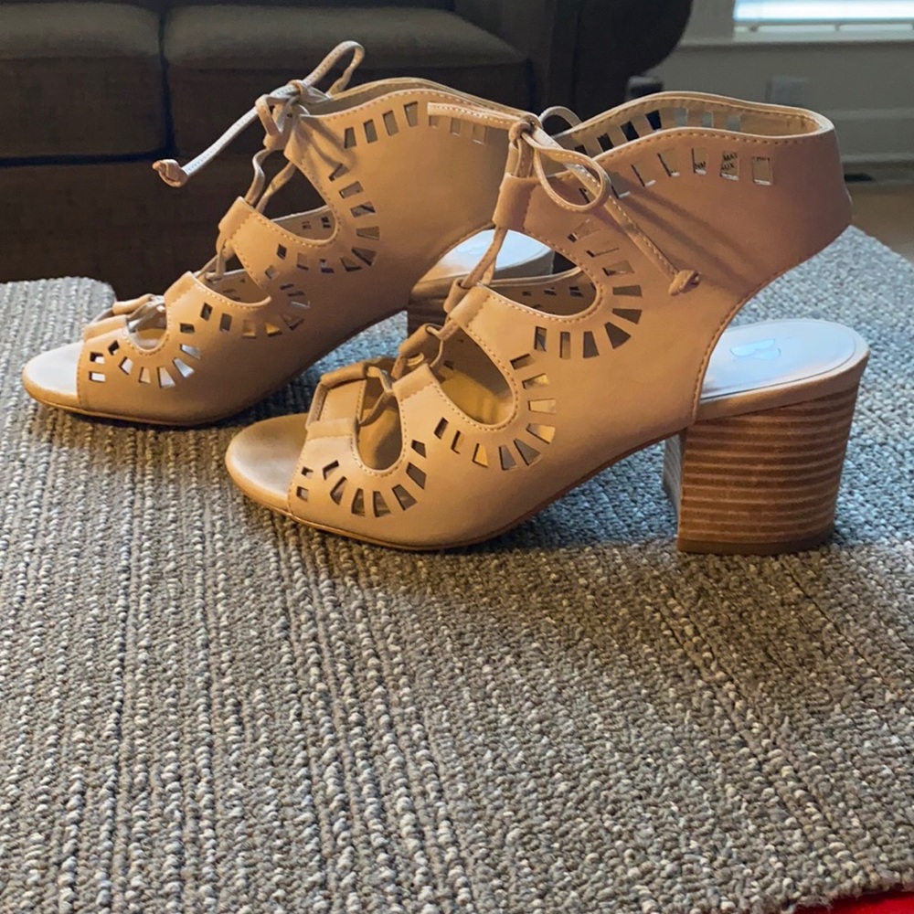 B.P. By Nordstrom tan sandals w/ heels 7M